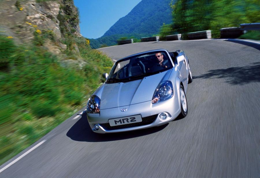  Toyota MR2 1999 года  (фото 42 из 45)